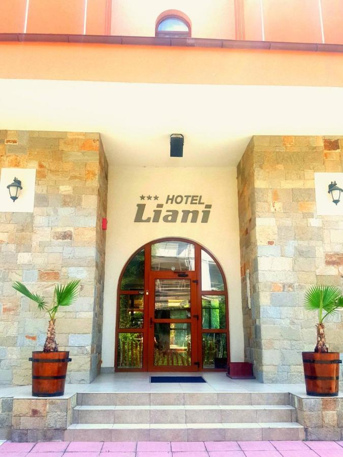 Hotel Liani Slântsjev Brjag Eksteriør bilde